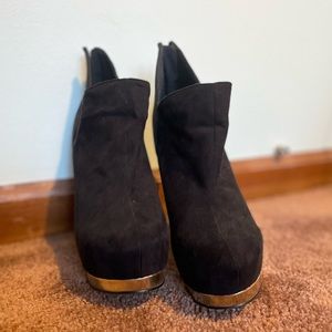 Liliana platform booties-suede like material with a gold platform-new, not worn